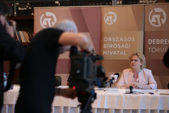Sajtó, média Thumbnail
