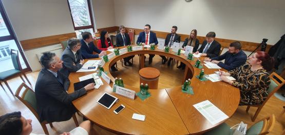 Szlovák delegáció ismerkedett a Digitális Bíróság projekttel