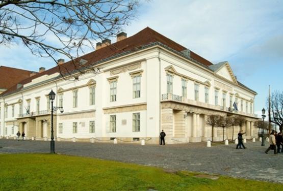 Sándor palota