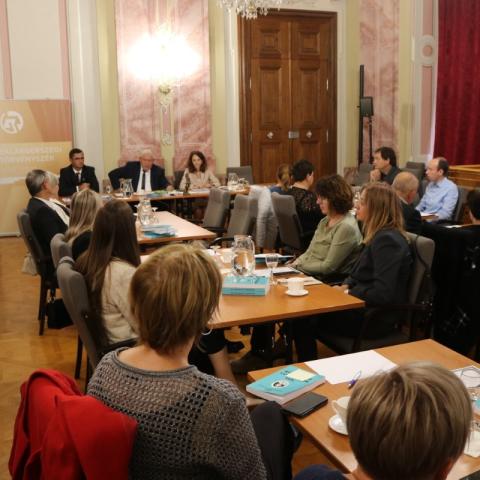 A konferencia résztvevői.